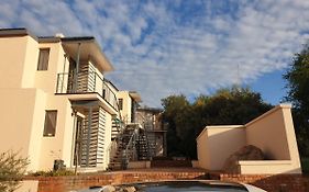Vaal De Grace River Village